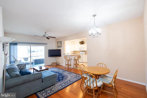 $370,000 | 34673 Villa Circle, Unit 301, Lewes, DE 19958