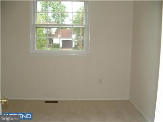 155 Kelly Driver Road Laurel Springs, NJ 08021 - Photo 7 of 12