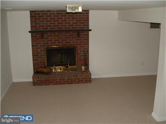 155 Kelly Driver Road Laurel Springs, NJ 08021 - Photo 9 of 12