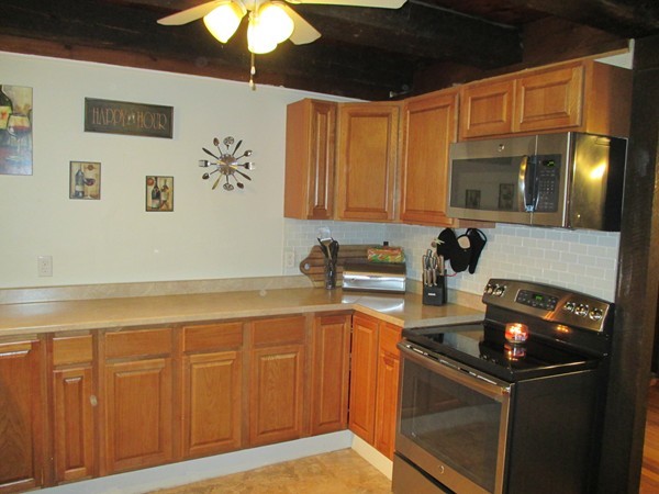 645 Royalston Road Phillipston, MA 01331 - Photo 3 of 24 Gallery Image 3