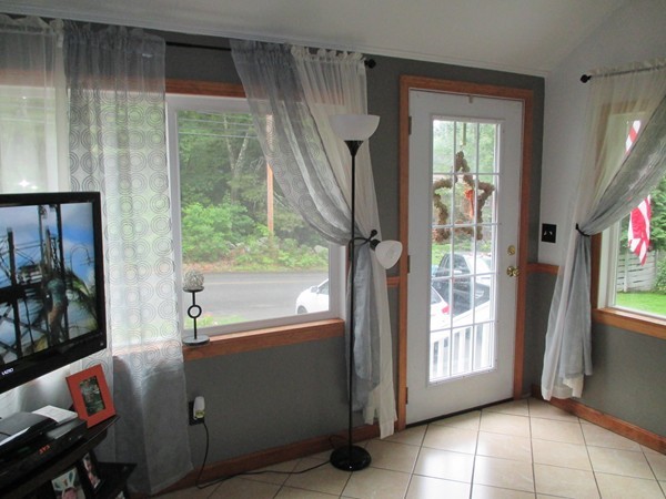 645 Royalston Road Phillipston, MA 01331 - Photo 5 of 24 Gallery Image 5