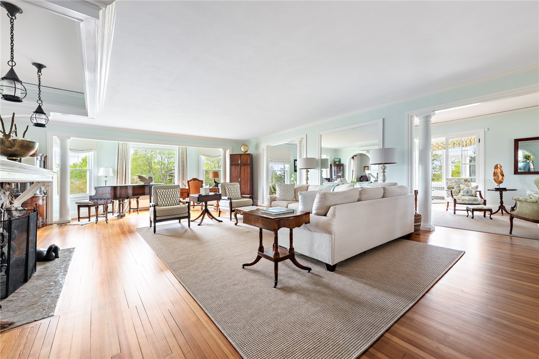 4 Yosemite Valley Road Westerly, RI 02891 - Photo 23 of 40