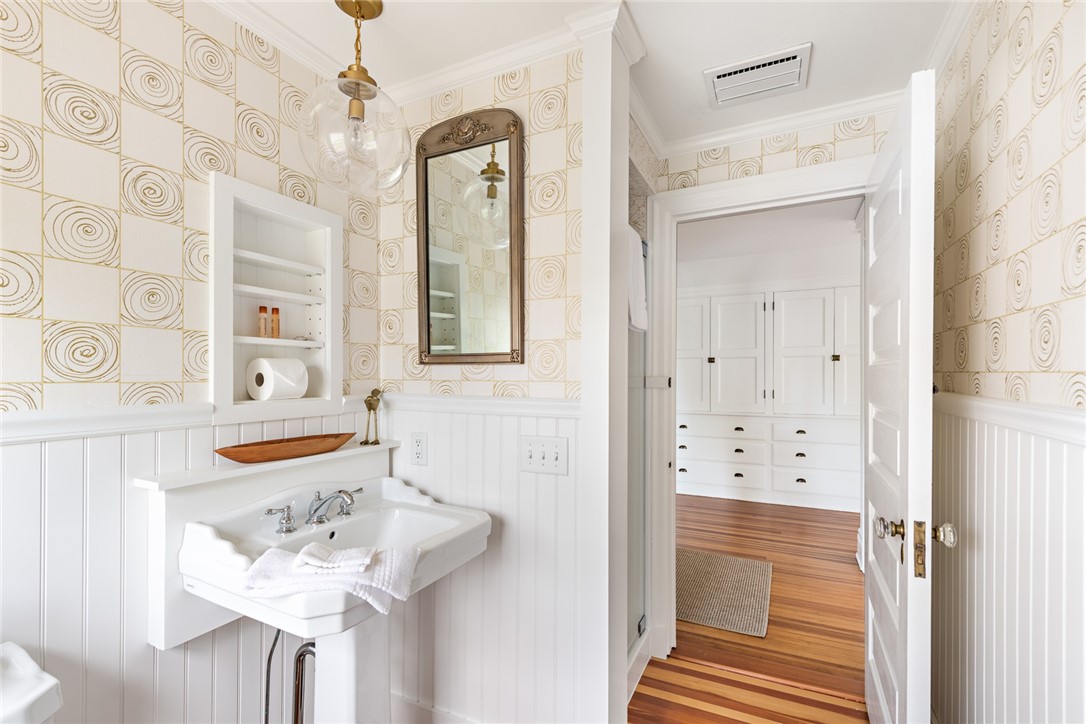 4 Yosemite Valley Road Westerly, RI 02891 - Photo 29 of 40