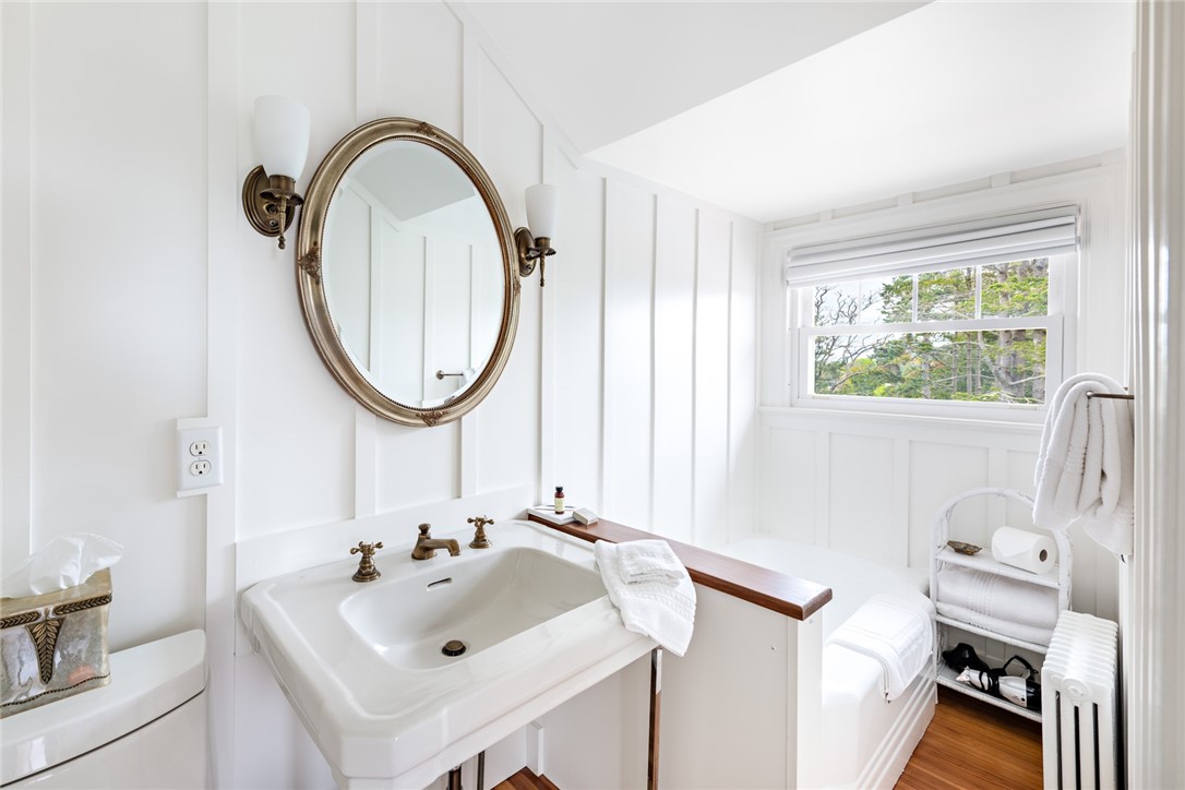 4 Yosemite Valley Road Westerly, RI 02891 - Photo 31 of 40