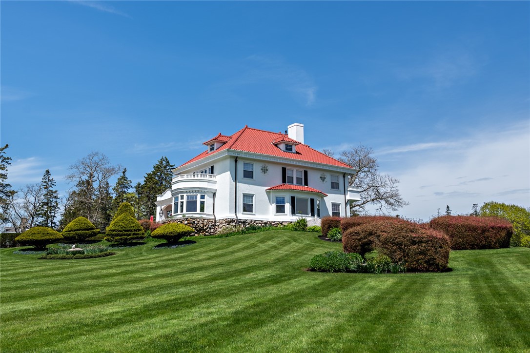 4 Yosemite Valley Road Westerly, RI 02891 - Photo 37 of 40