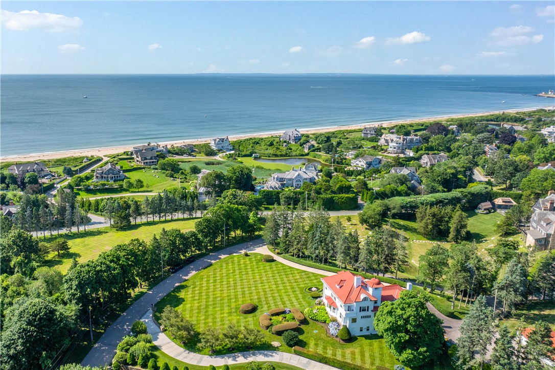 4 Yosemite Valley Road Westerly, RI 02891 - Photo 10 of 40