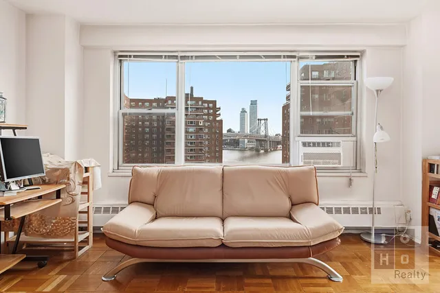 $895,000 | 573 Grand Street, Unit D1504 | Lower East Side