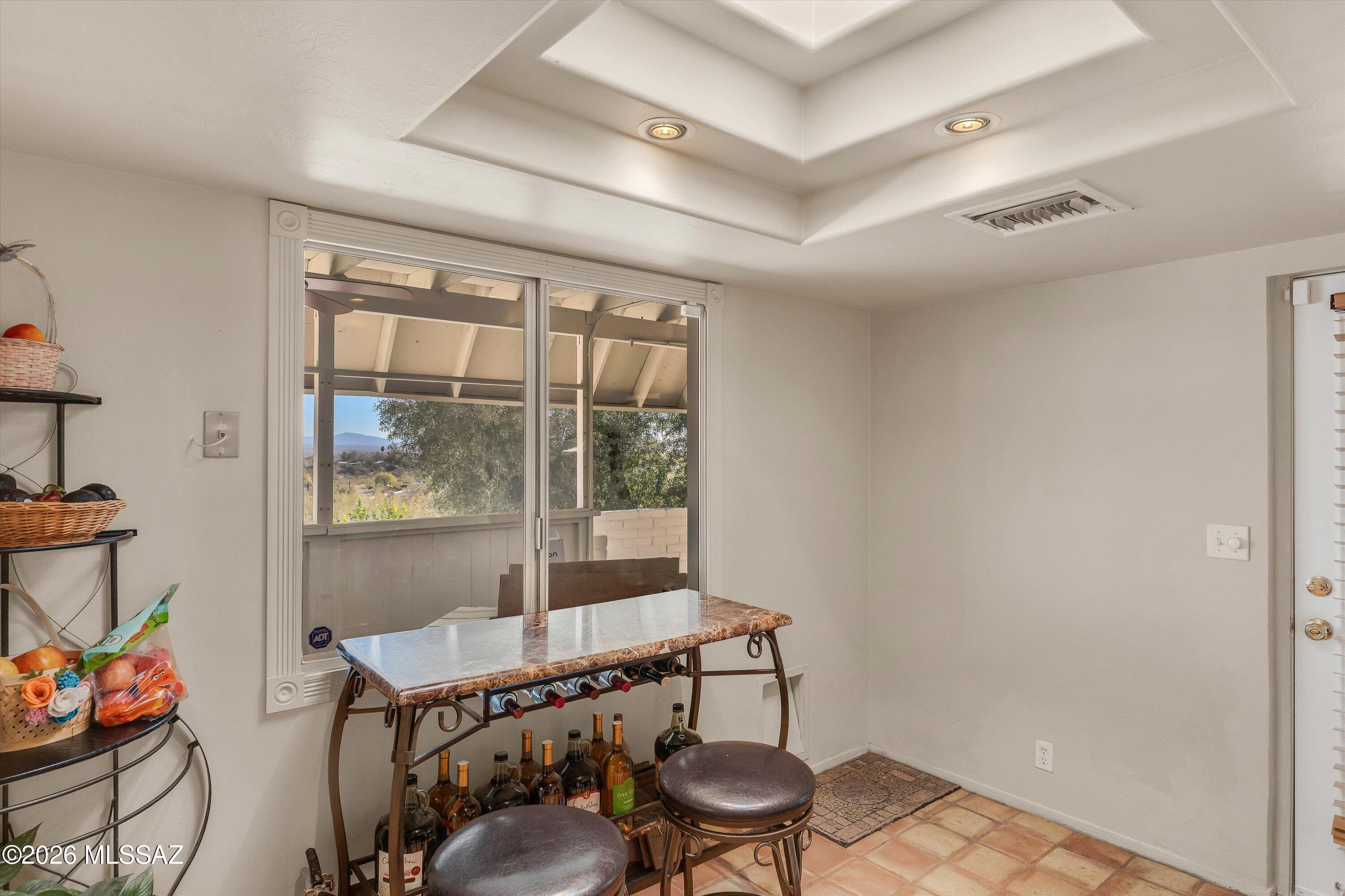 5200 North Tortolita Road Tucson, AZ 85745 - Photo 22 of 45 22-Breakfast Nook