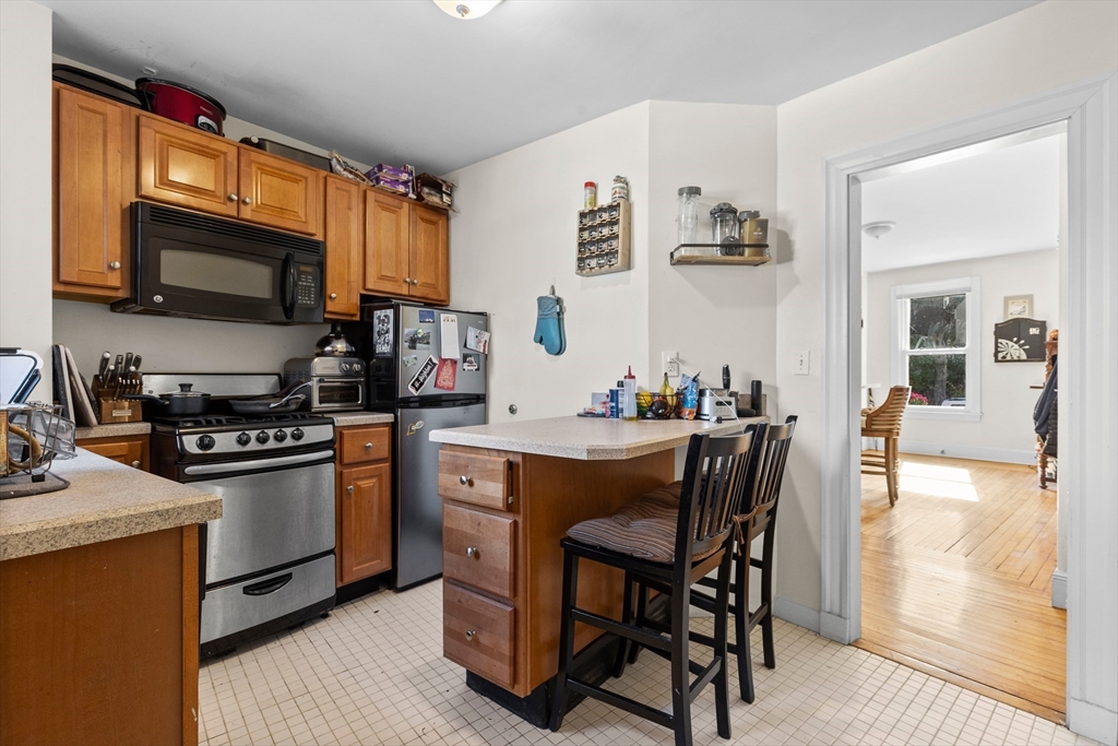 15 Wallingford Road Boston, MA 02135 - Photo 16 of 26 Gallery Image 16
