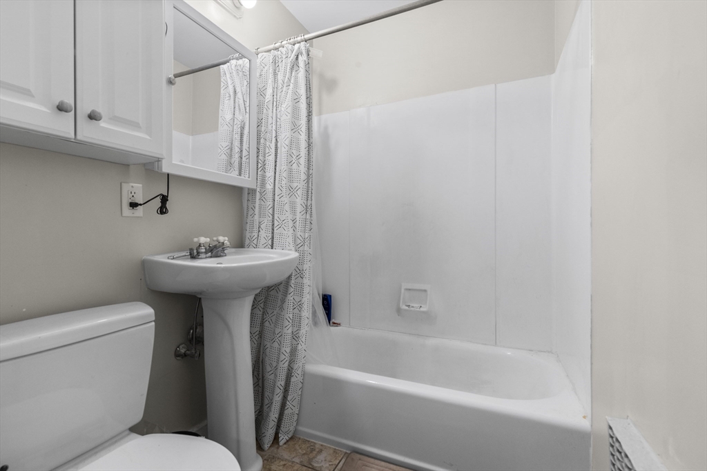 15 Wallingford Road Boston, MA 02135 - Photo 18 of 26 Gallery Image 18