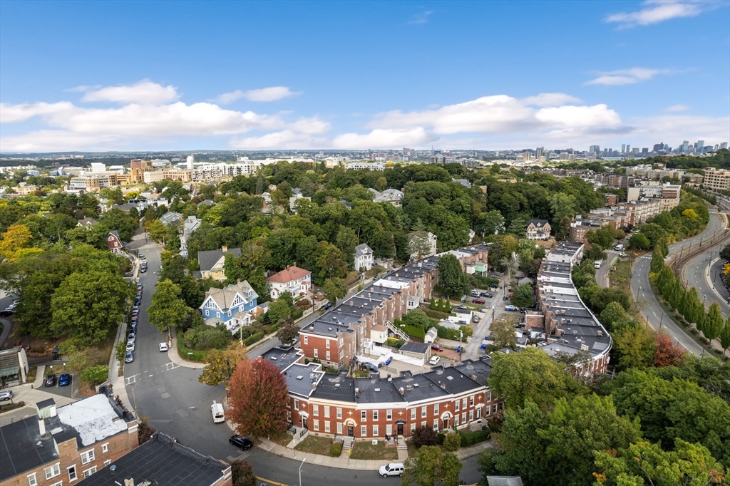 15 Wallingford Road Boston, MA 02135 - Photo 4 of 26 Gallery Image 4
