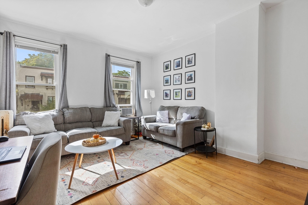 15 Wallingford Road Boston, MA 02135 - Photo 6 of 26 Gallery Image 6