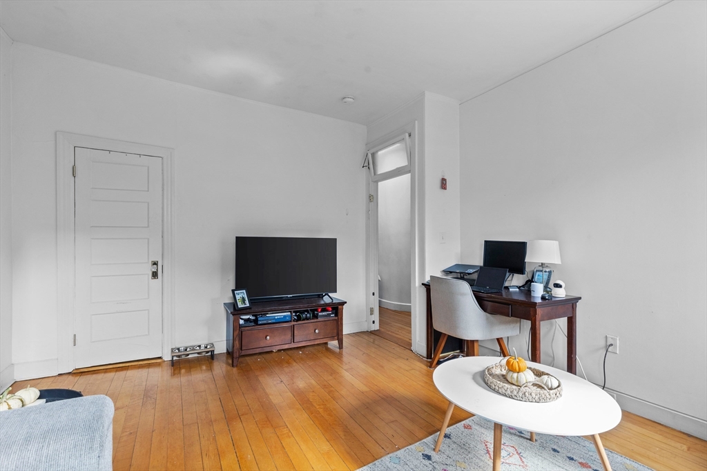 15 Wallingford Road Boston, MA 02135 - Photo 8 of 26 Gallery Image 8