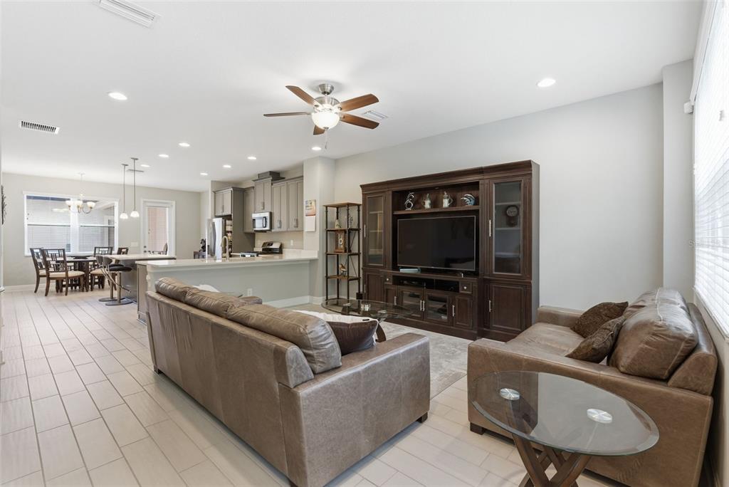12664 Rangeland Boulevard Odessa, FL 33556 - Photo 5 of 28