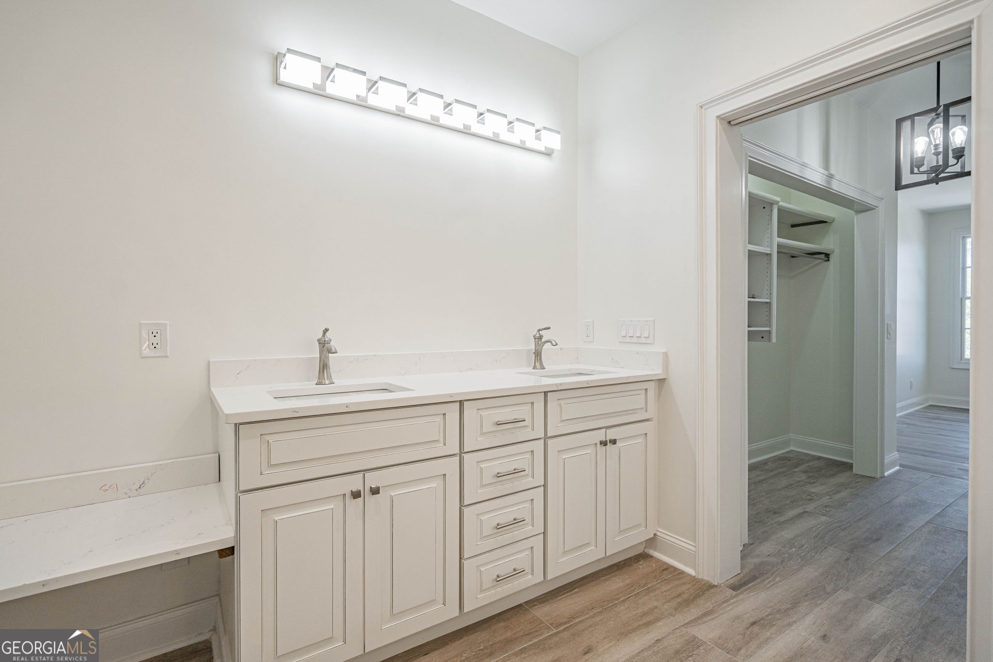 304 West Jones Street Savannah, GA 31401 - Photo 15 of 26