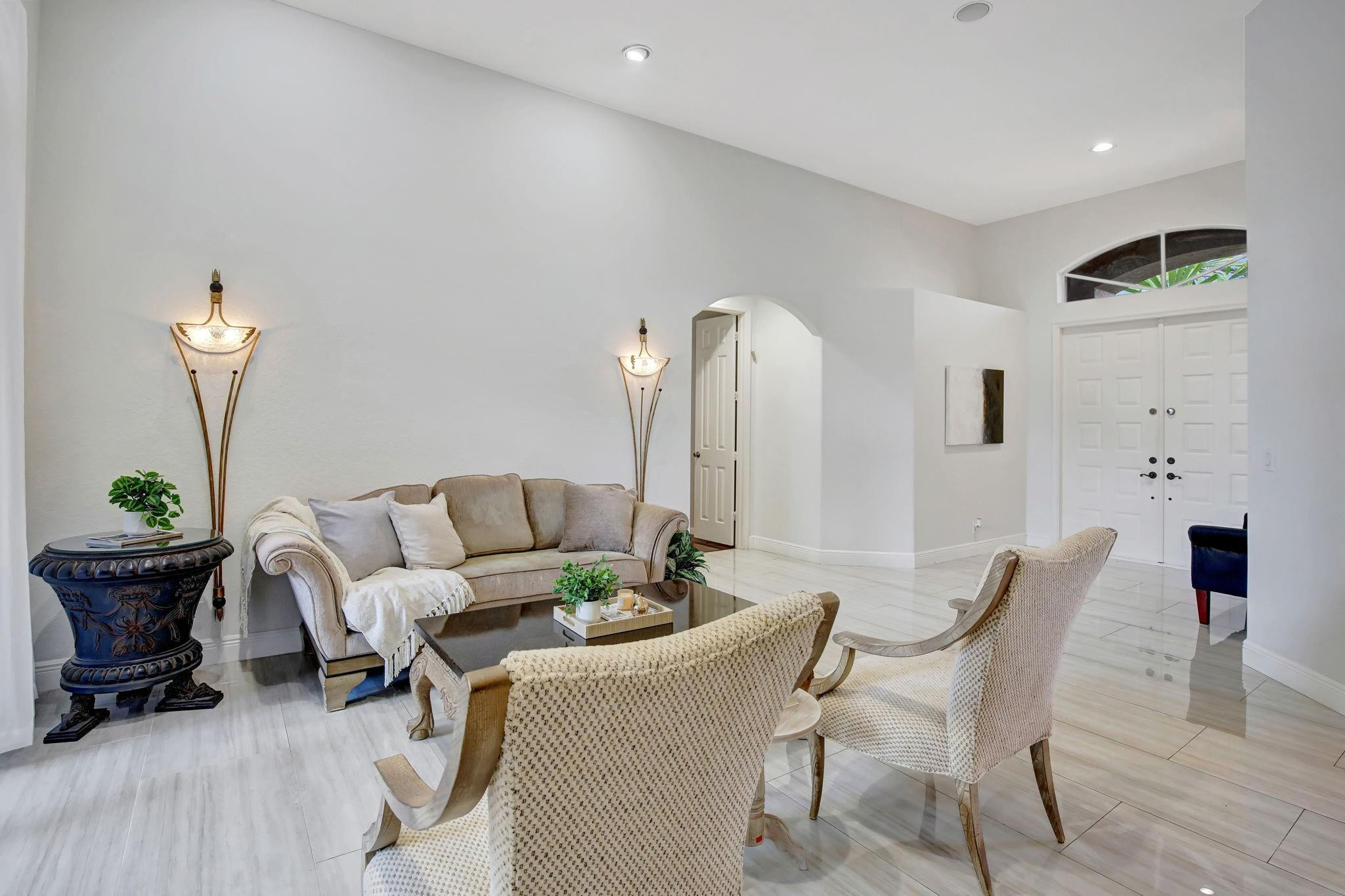 2529 Eagle Run Circle Fort Lauderdale, FL 33327 - Photo 19 of 74 Custom wall sconces.