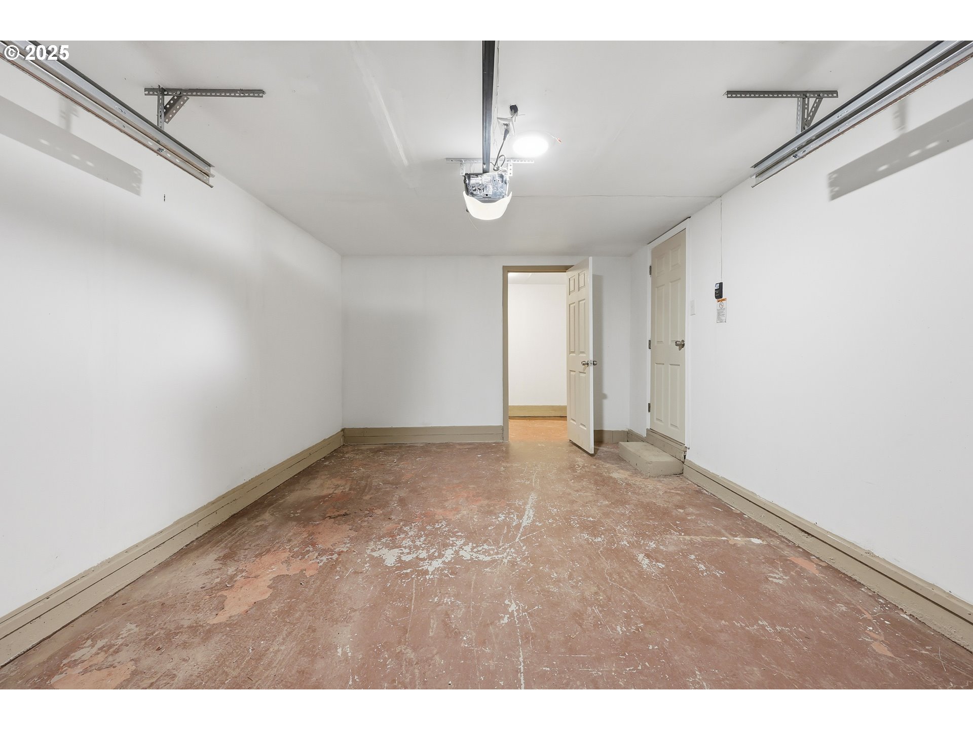 2004 Southeast 143rd Avenue Portland, OR 97233 - Photo 26 of 35