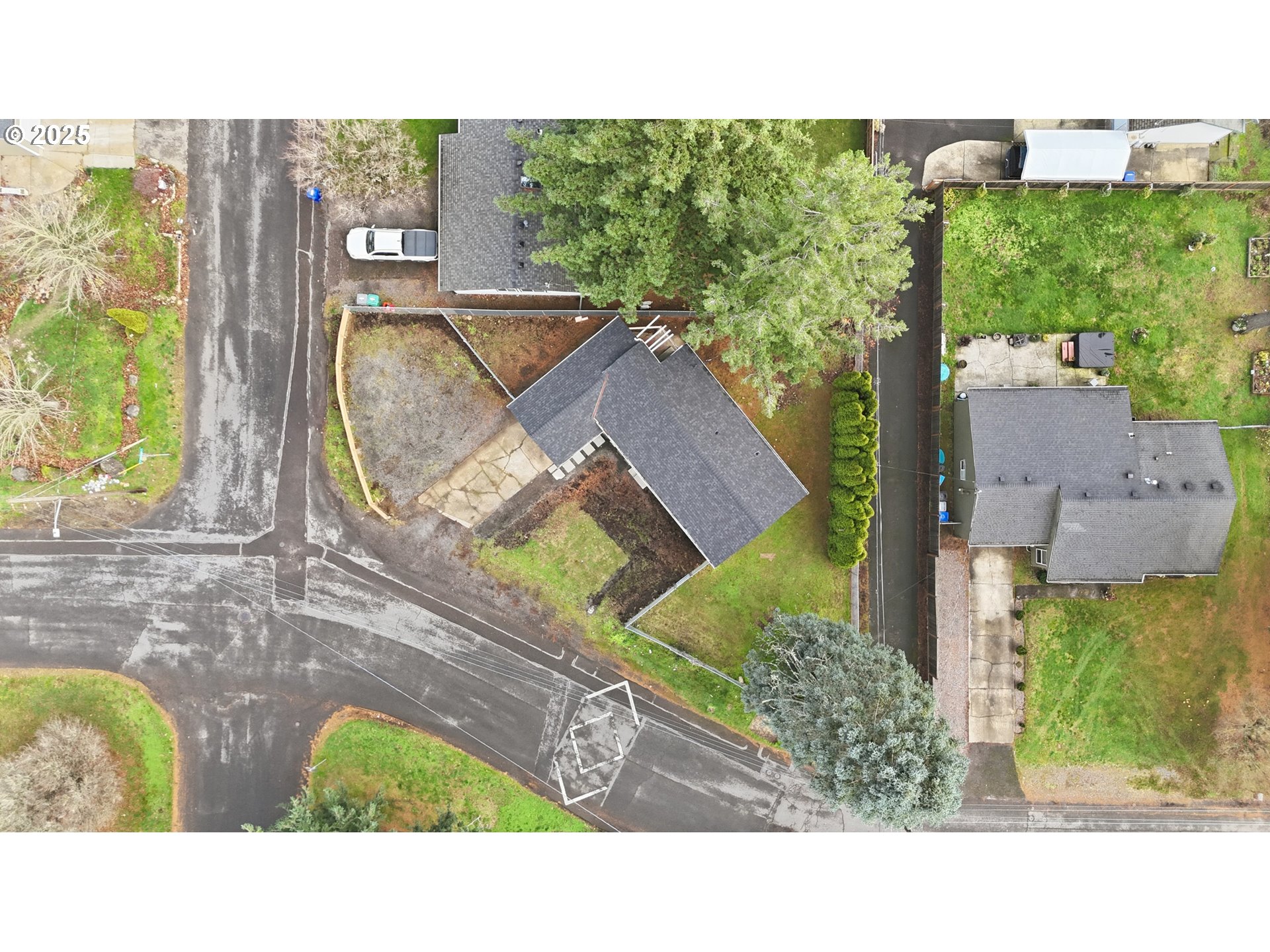 2004 Southeast 143rd Avenue Portland, OR 97233 - Photo 32 of 35