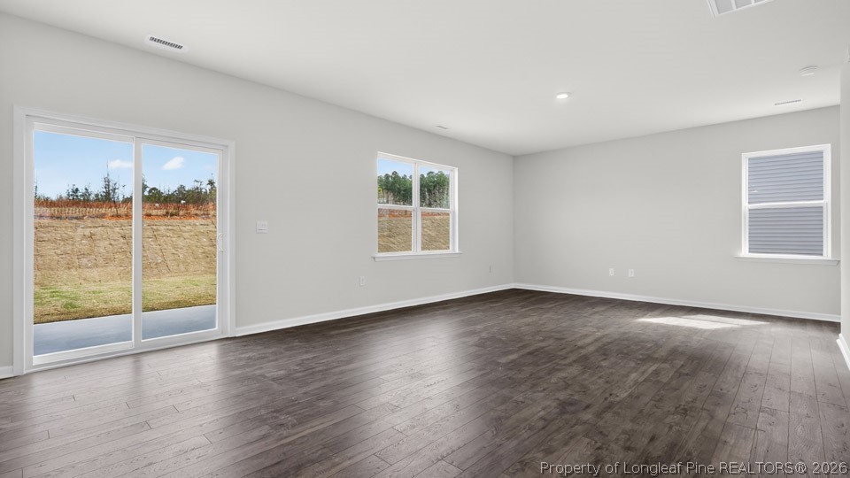 129 Discovery Way Spring Lake, NC 28390 - Photo 12 of 33 Gallery Image 12
