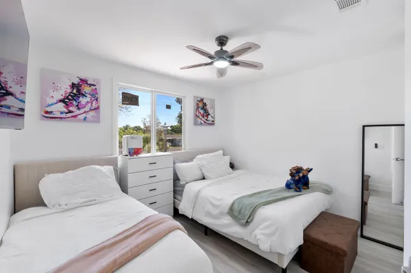 $564,900 | 6363 Seagrape Circle, Margate, FL 33063