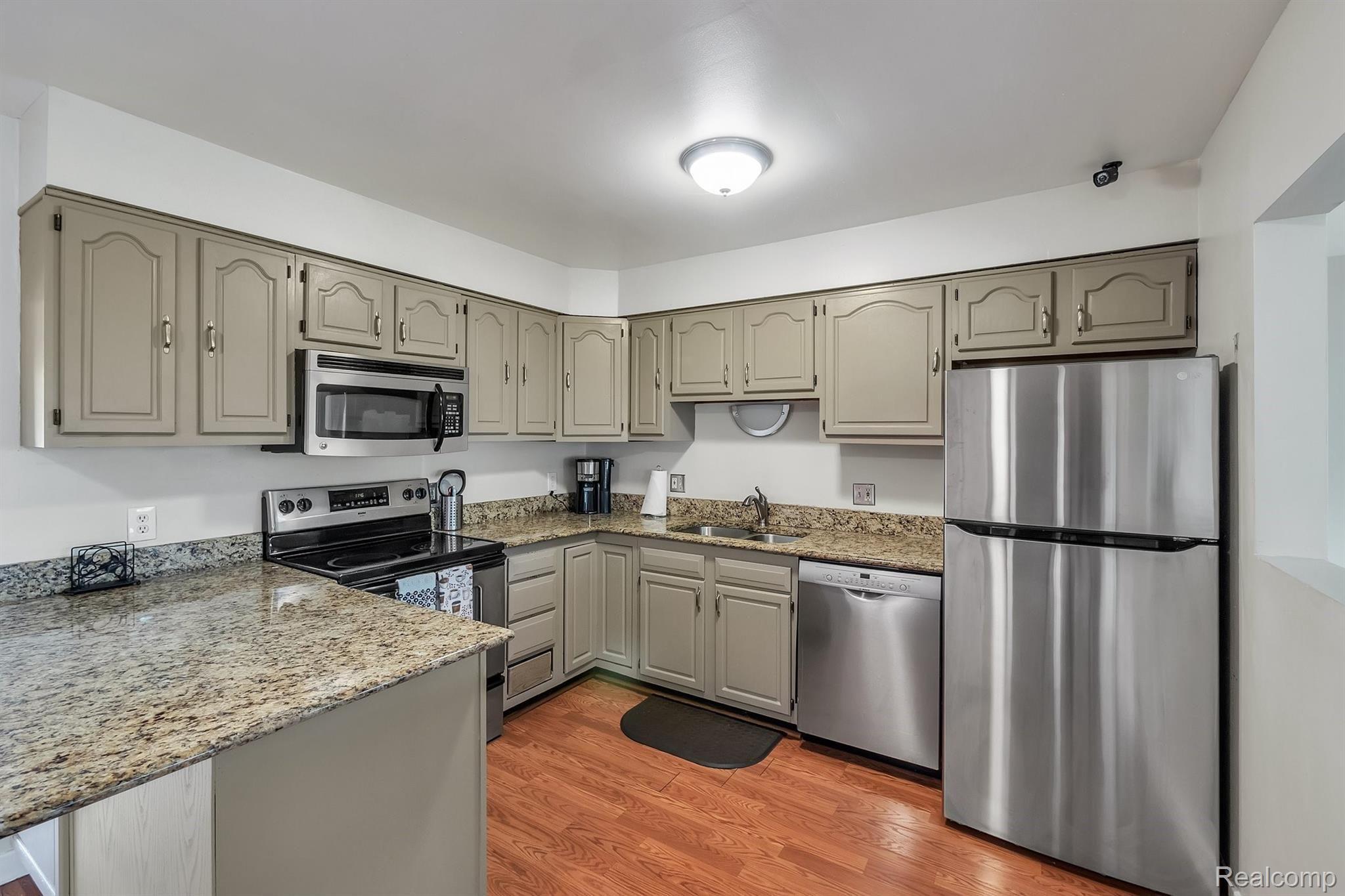 9270 Sheldon Road Plymouth, MI 48170 - Photo 11 of 41 9270-Sheldon-Rd-WindowStill-Real-Estate-Photography-11.jpg