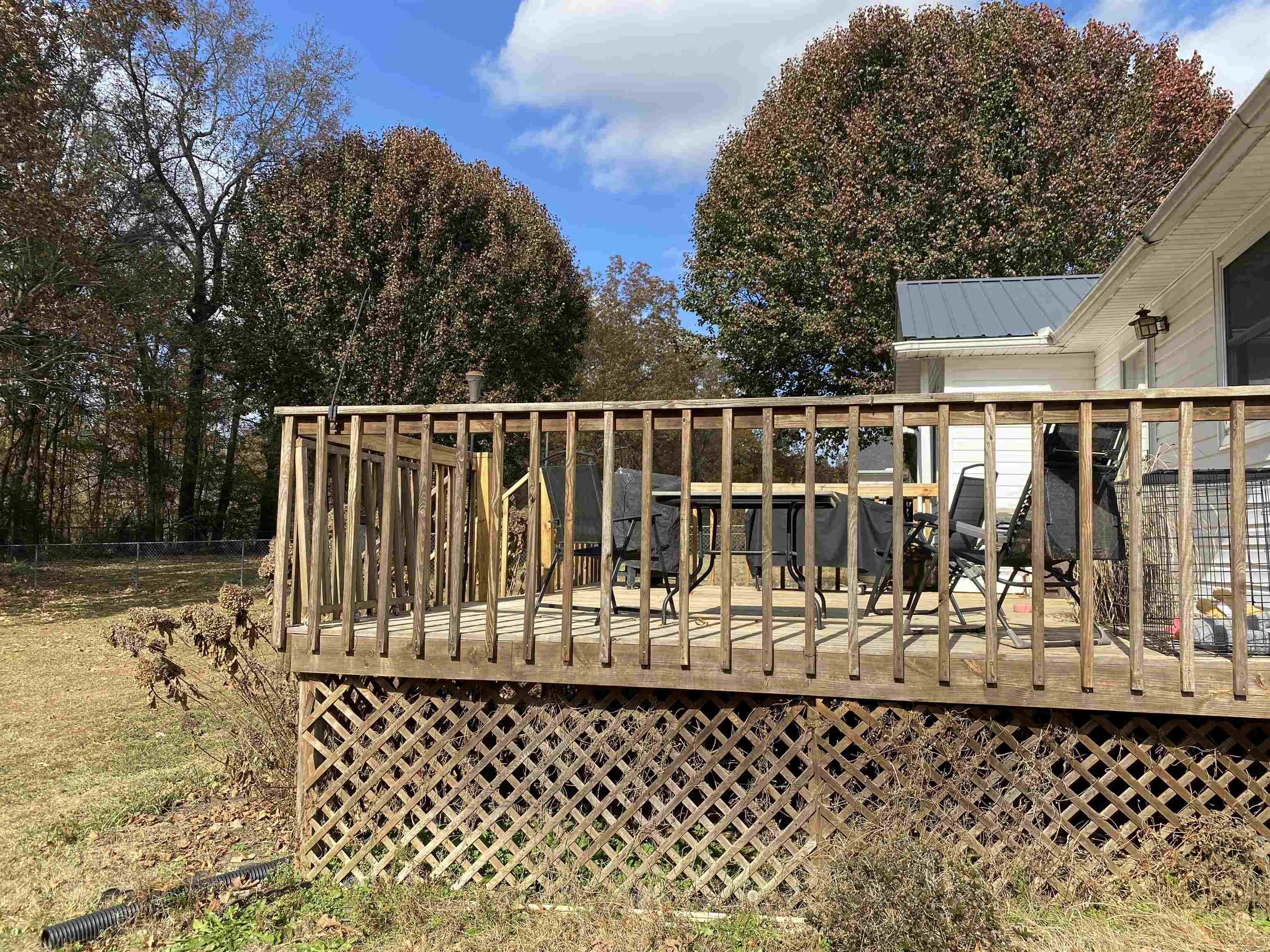 140 Ancil Way Savannah, TN 38372 - Photo 32 of 37 a view of a balcony with wooden fence