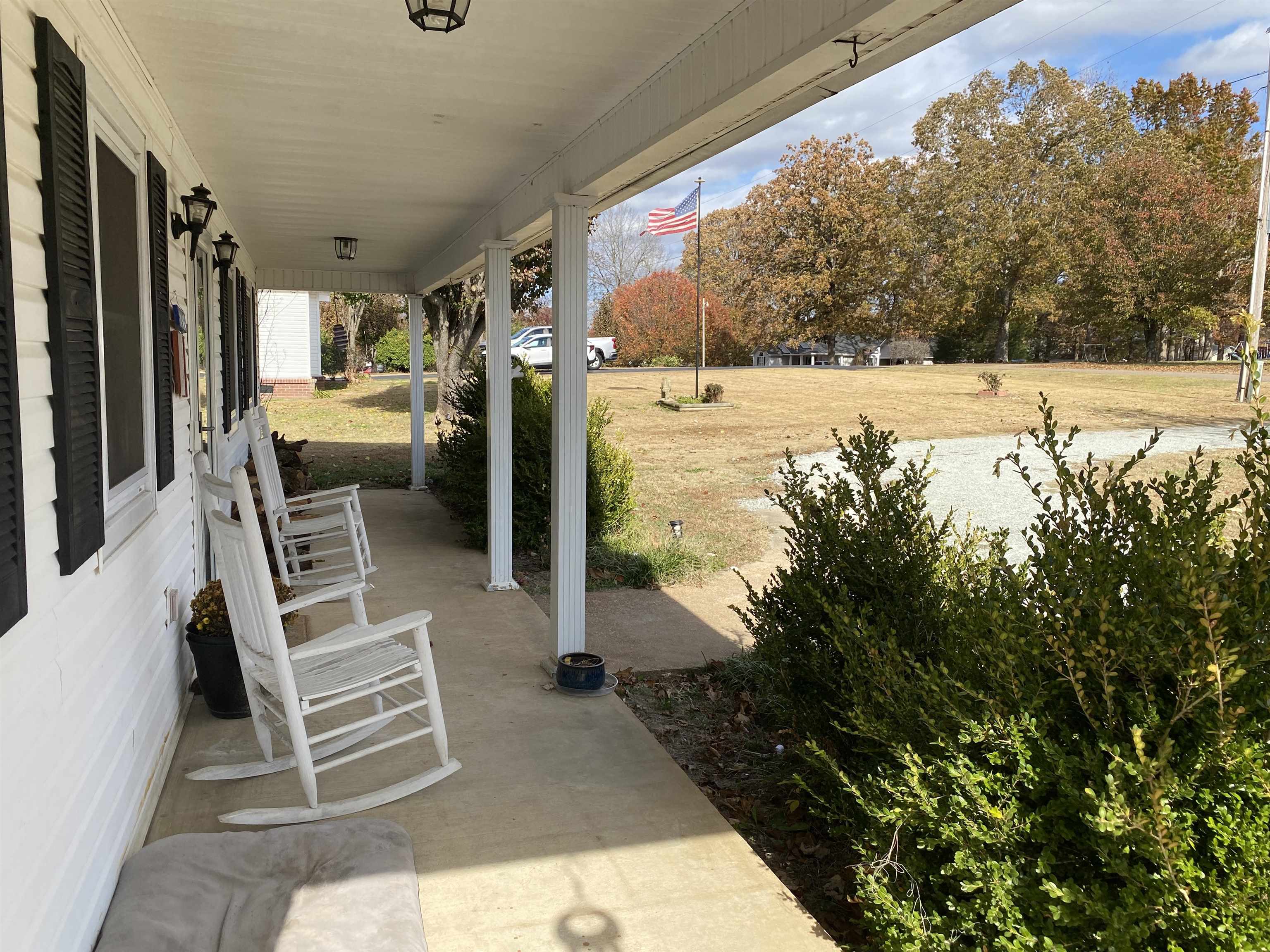 140 Ancil Way Savannah, TN 38372 - Photo 4 of 37 a view of outdoor space with seating area