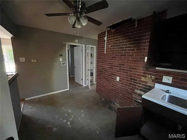 $59,900 | 10309 Durness Drive, Unit 1, St. Louis, MO 63137