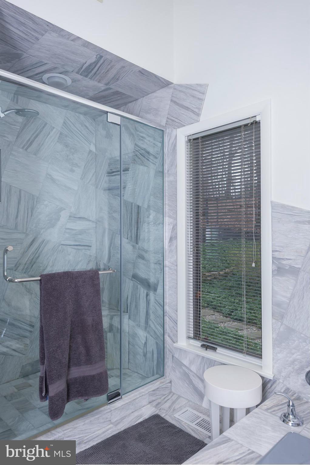 3709 Gardenview Road Baltimore, MD 21208 - Photo 18 of 30 Bath