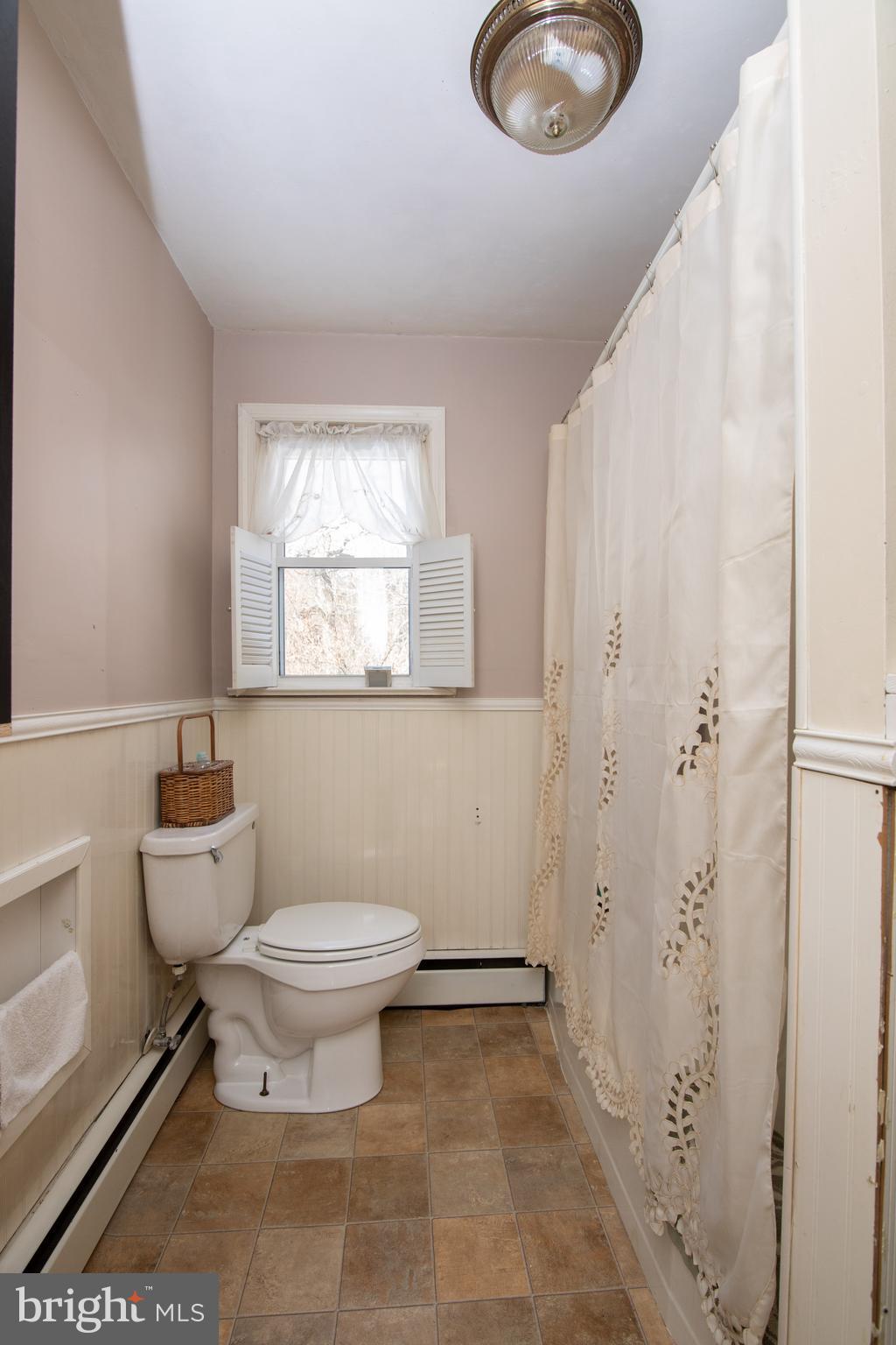 1398 Good Intent Road Woodbury, NJ 08096 - Photo 24 of 41 Full Bathroom