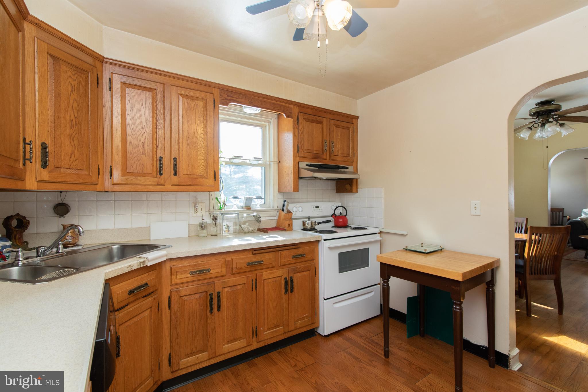 1398 Good Intent Road Woodbury, NJ 08096 - Photo 10 of 41 Kitchen