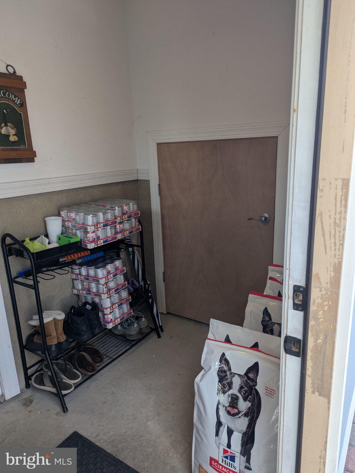 230 South Green Street Tuckerton, NJ 08087 - Photo 17 of 72 a room with toys and a table