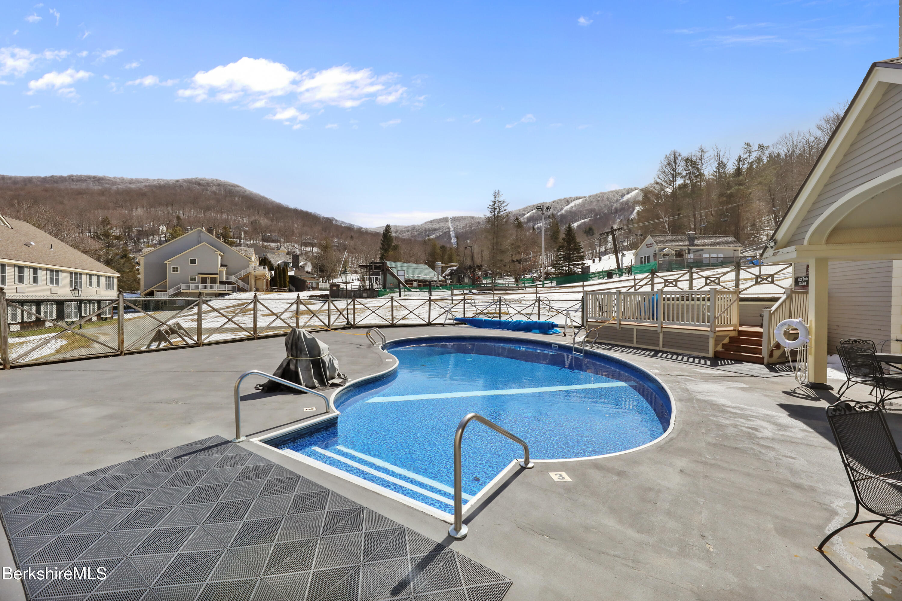37 Corey Road, Unit 843 Hancock, MA 01237 - Photo 23 of 49 315 Outdoor Pool