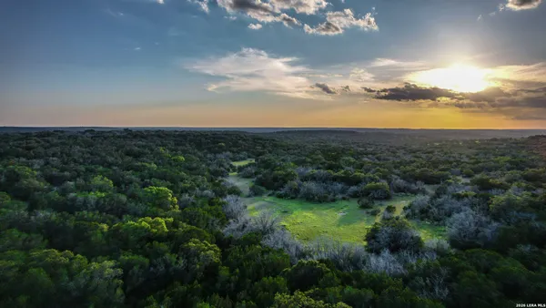 $541,962 | 0 Cr 140, Junction, TX 76849