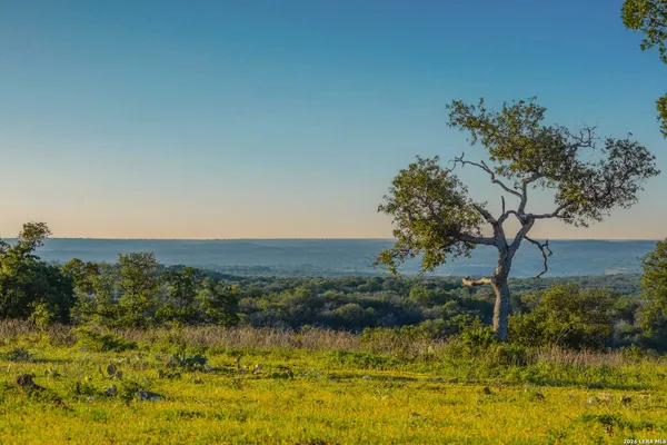 $541,962 | 0 Cr 140, Junction, TX 76849