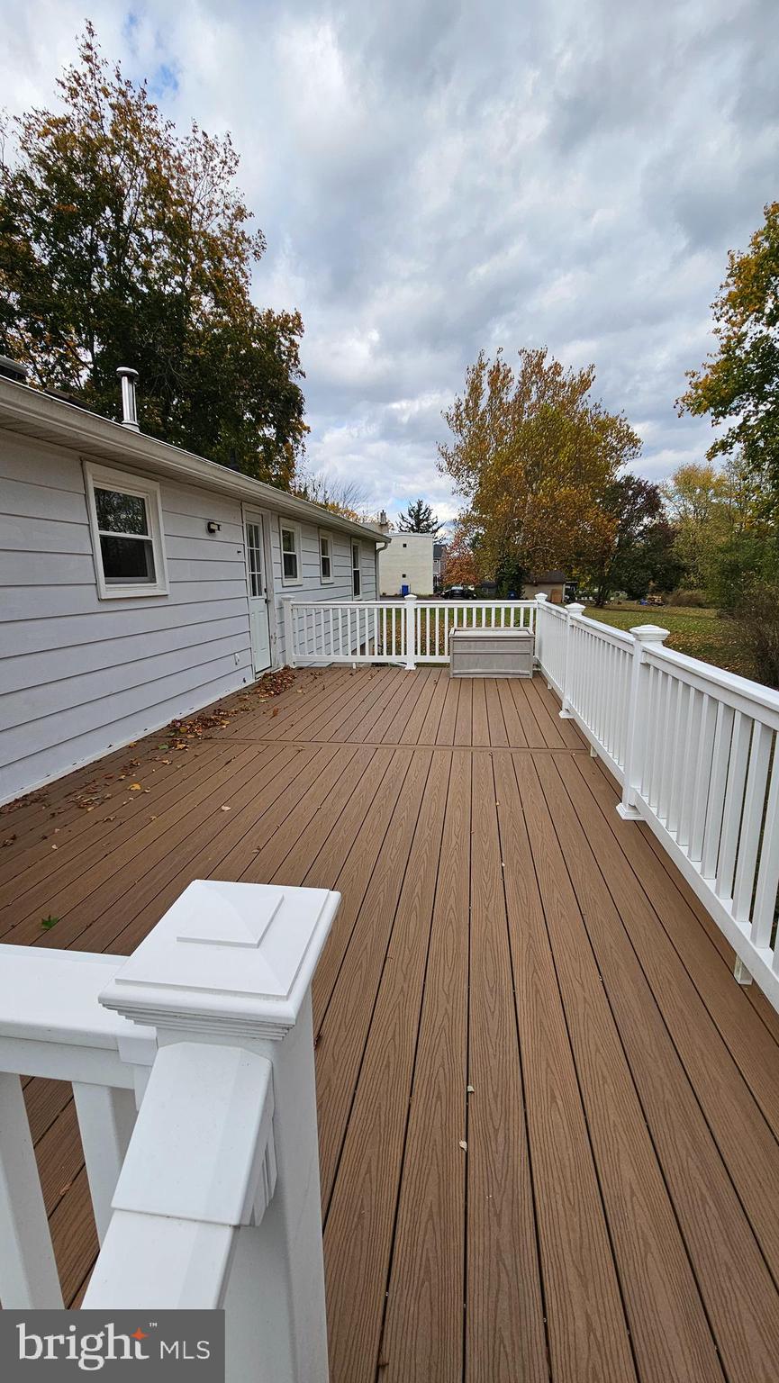53 Crosswicks Chesterfield Road Chesterfield, NJ 08515 - Photo 26 of 35 a view of balcony with wooden floor and fence