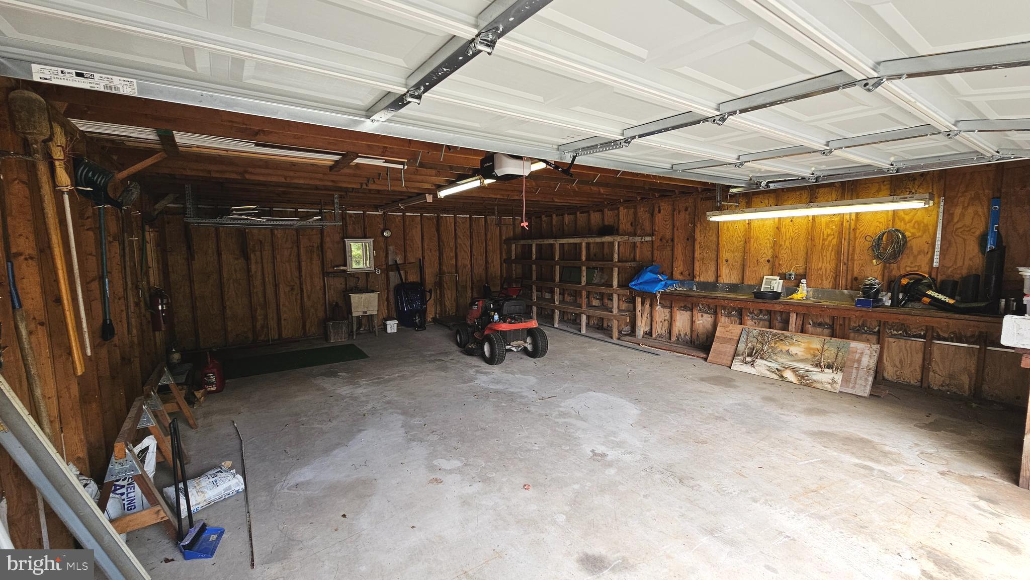 53 Crosswicks Chesterfield Road Chesterfield, NJ 08515 - Photo 33 of 35 Garage interior photo