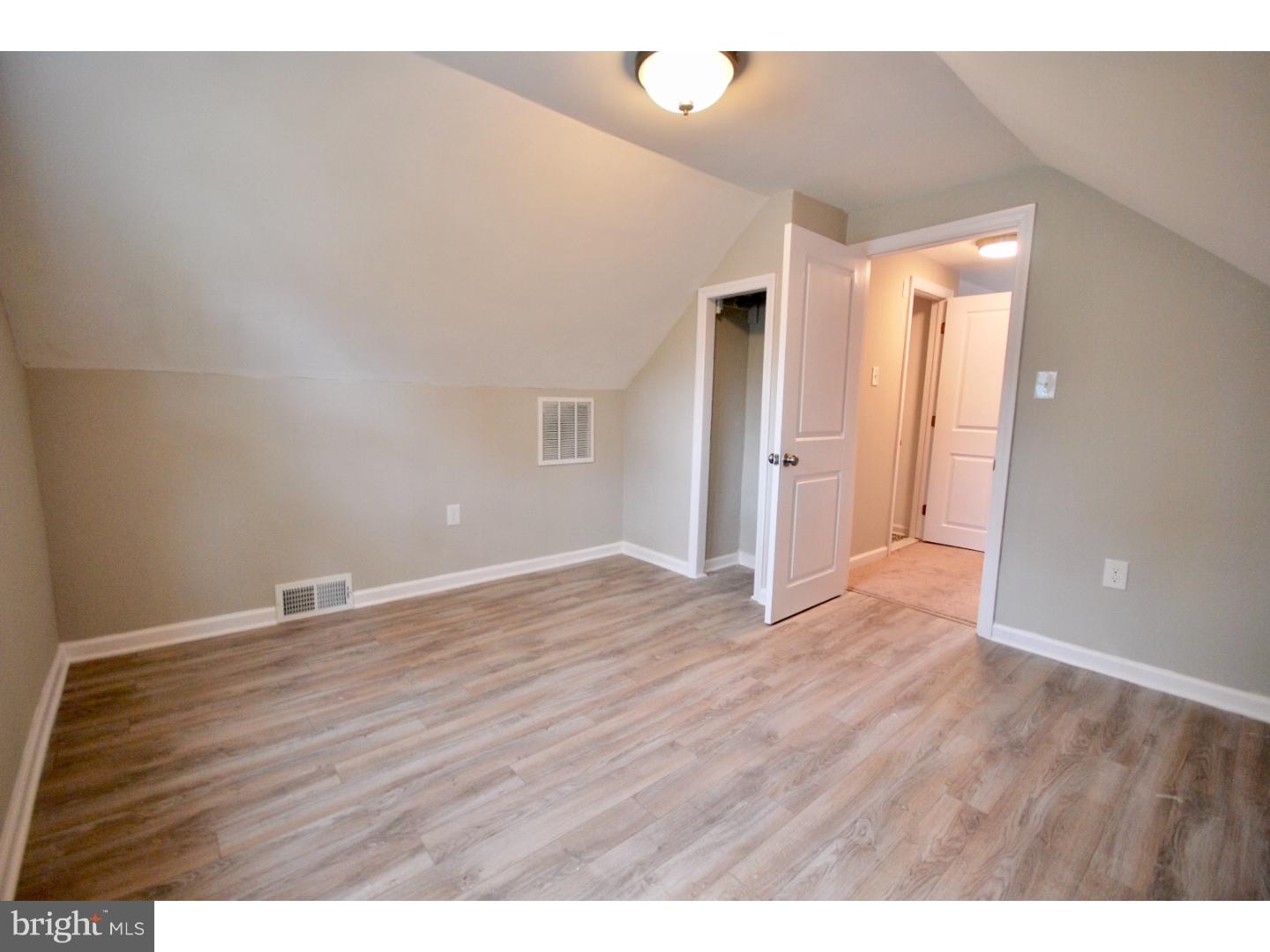 121 Knight Avenue Runnemede, NJ 08078 - Photo 11 of 22 Gallery Image 11