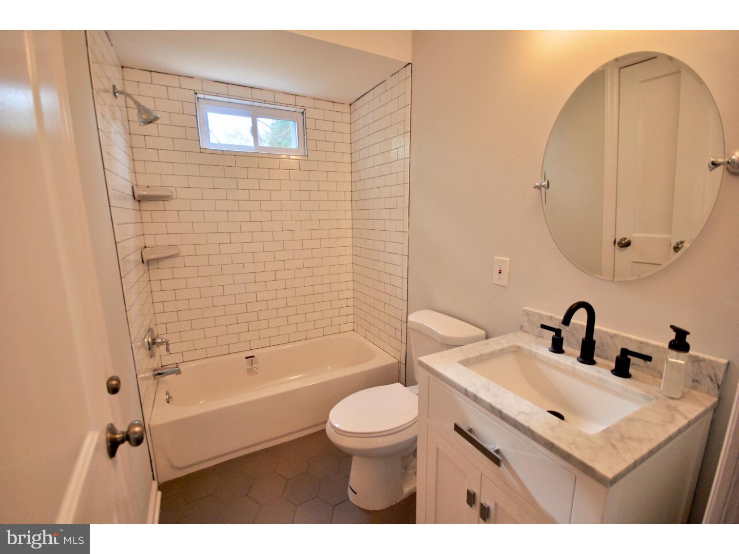 121 Knight Avenue Runnemede, NJ 08078 - Photo 5 of 22 Gallery Image 5