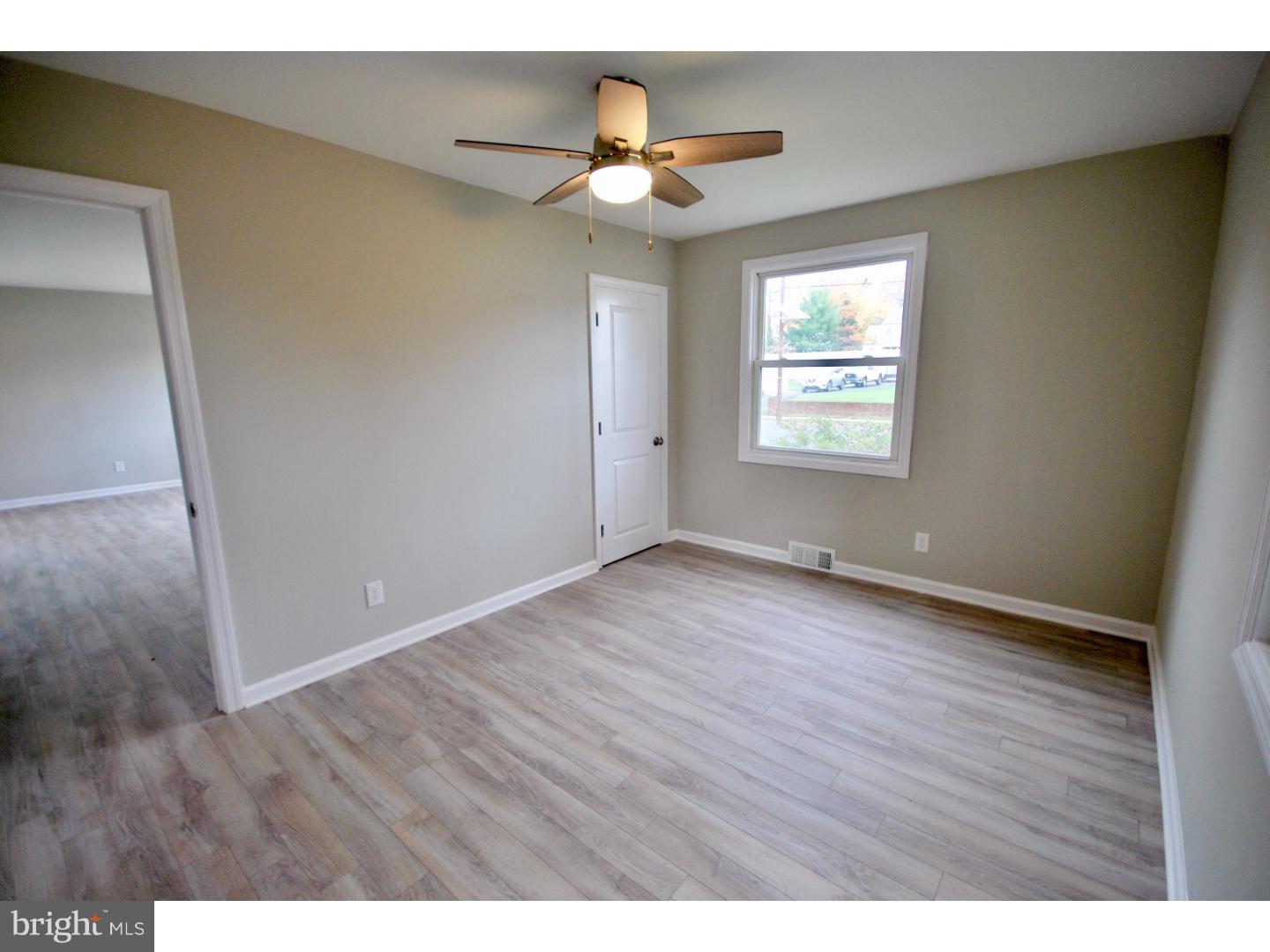 121 Knight Avenue Runnemede, NJ 08078 - Photo 6 of 22 Gallery Image 6