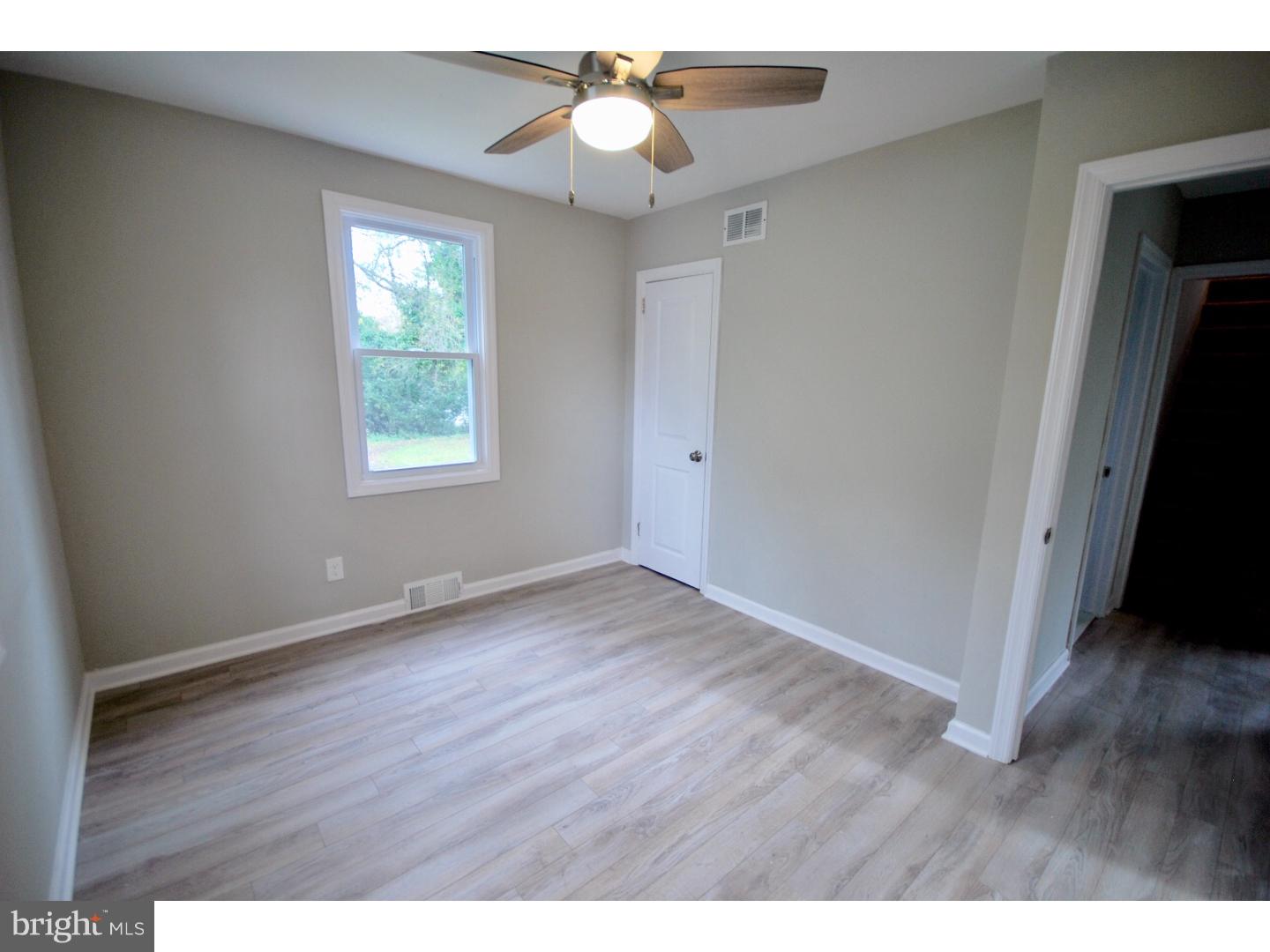 121 Knight Avenue Runnemede, NJ 08078 - Photo 8 of 22 Gallery Image 8