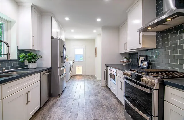 $1,399,000 | 1520 West Riverside Drive, Burbank, CA 91506