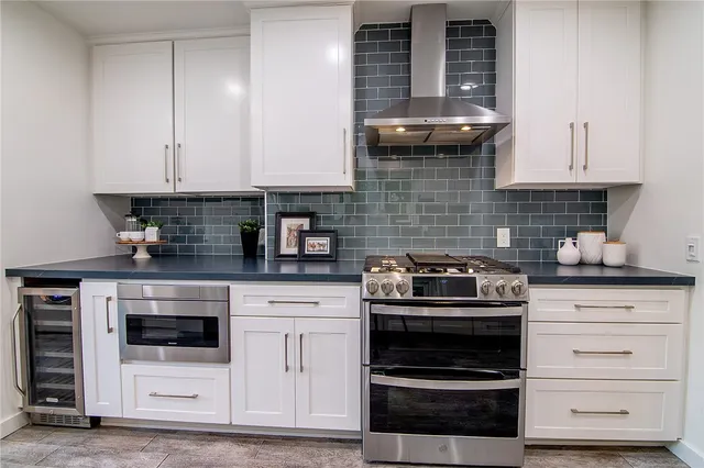 $1,399,000 | 1520 West Riverside Drive, Burbank, CA 91506