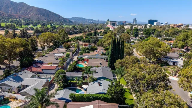 $1,399,000 | 1520 West Riverside Drive, Burbank, CA 91506