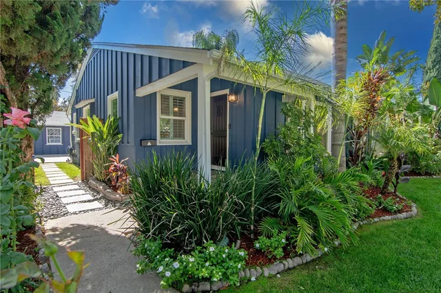 $1,399,000 | 1520 West Riverside Drive, Burbank, CA 91506