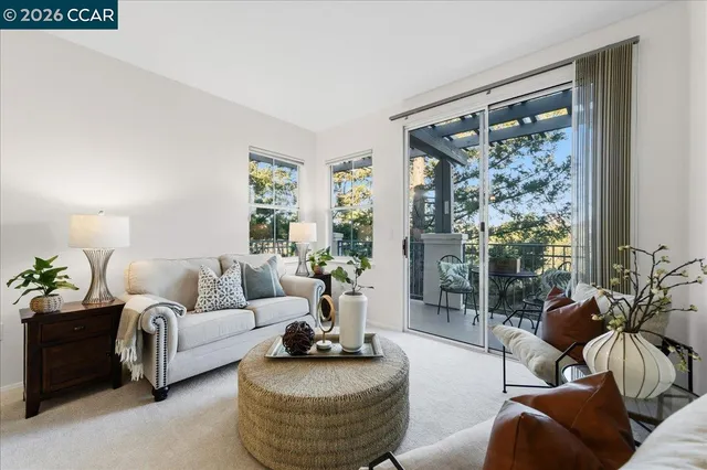 $425,000 | 1860 Tice Creek Drive, Unit 1420, Walnut Creek, CA 94595