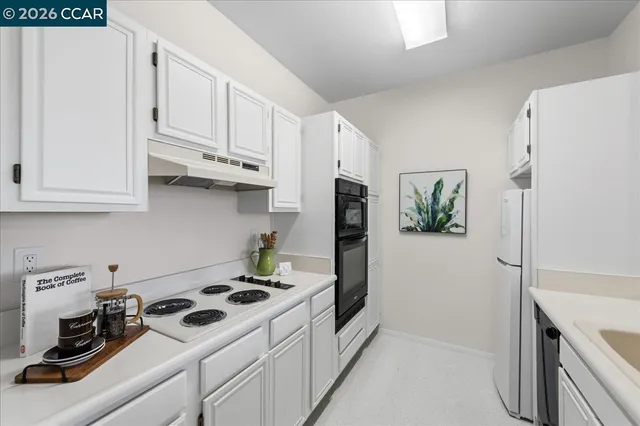 $425,000 | 1860 Tice Creek Drive, Unit 1420, Walnut Creek, CA 94595