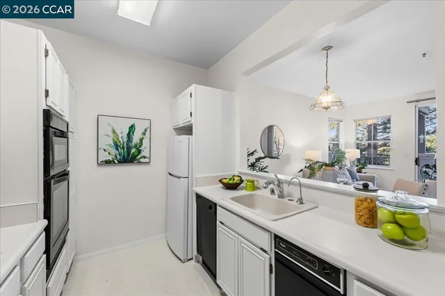 $425,000 | 1860 Tice Creek Drive, Unit 1420, Walnut Creek, CA 94595