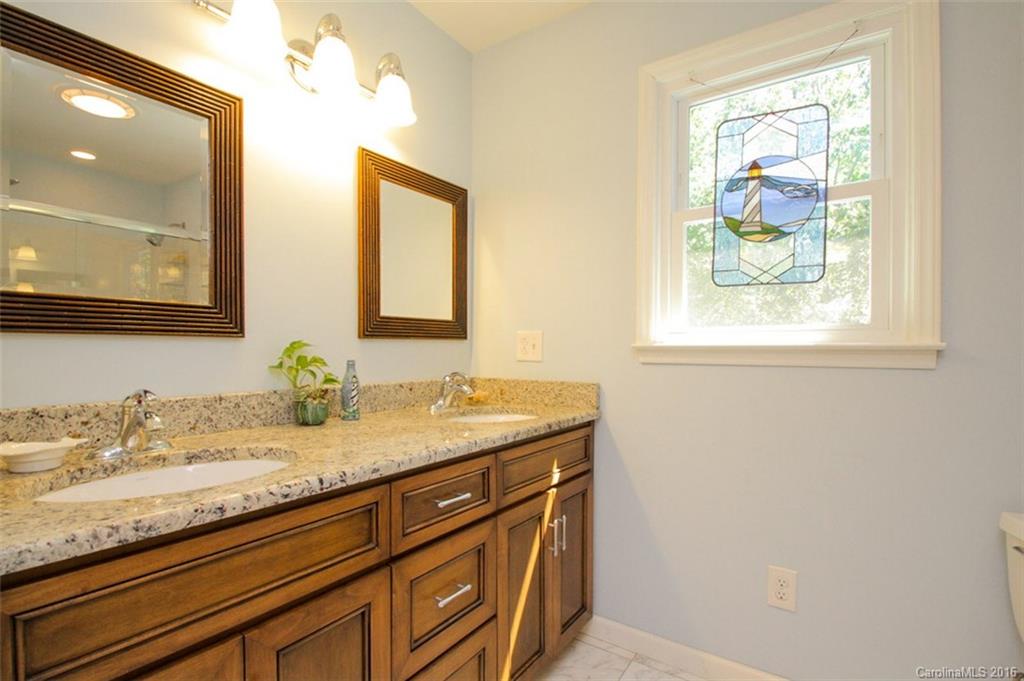 2807 Lake Shore Road South Denver, NC 28037 - Photo 15 of 24 Gallery Image 15