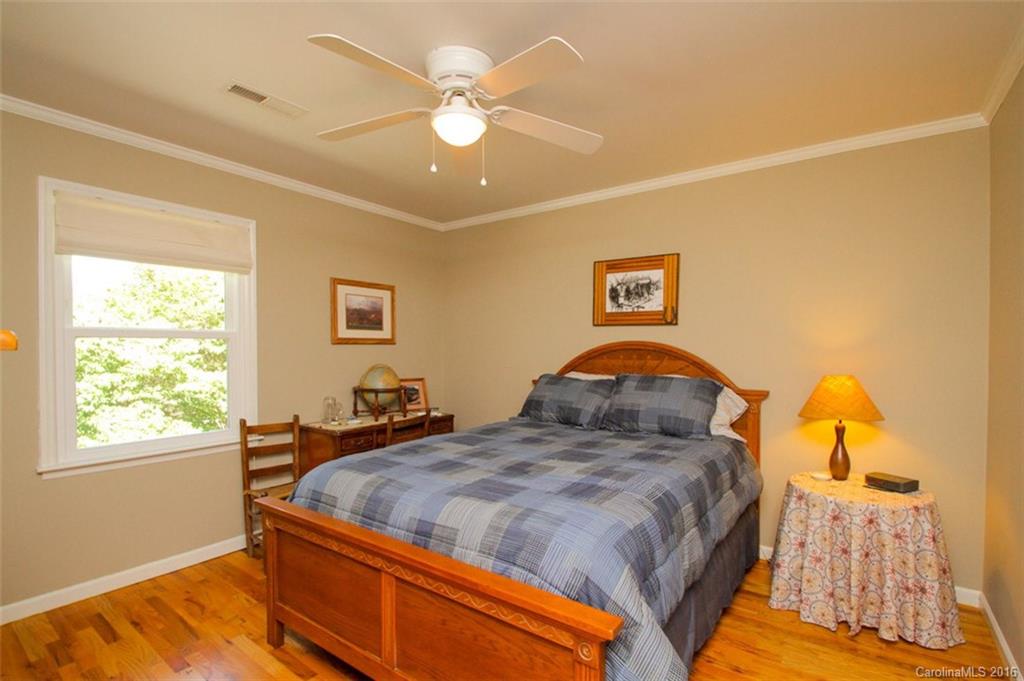 2807 Lake Shore Road South Denver, NC 28037 - Photo 18 of 24 Gallery Image 18